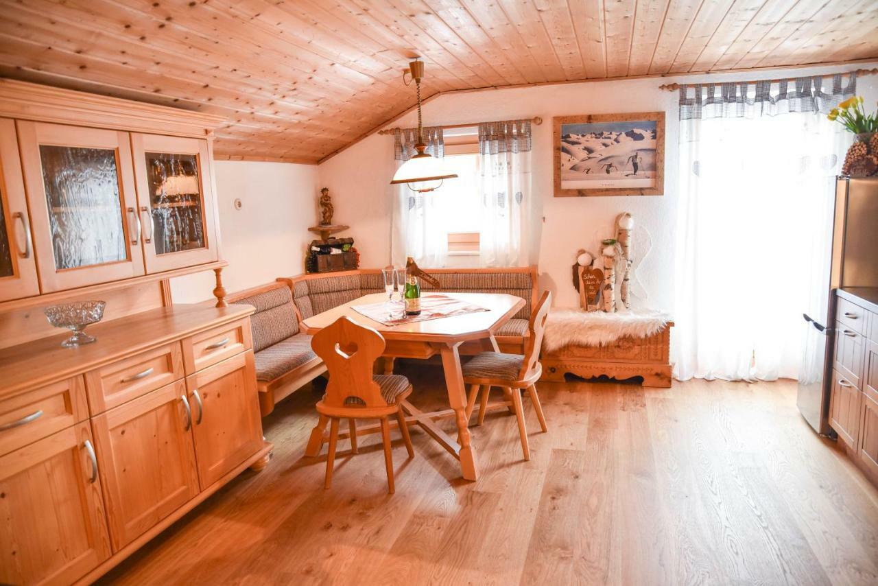 Ferienhaus Schneiderhaeusl Zillertal Stummerberg エクステリア 写真