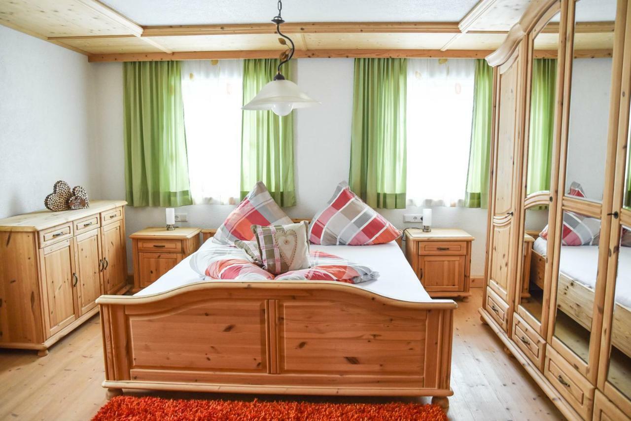 Ferienhaus Schneiderhaeusl Zillertal Stummerberg エクステリア 写真
